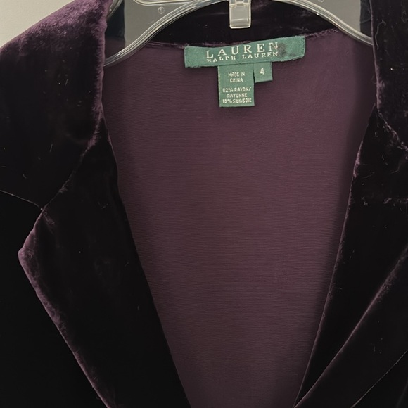 Lauren Ralph Lauren deep plum velvet button down, quiet luxury blouse top size 4 - Picture 5 of 7